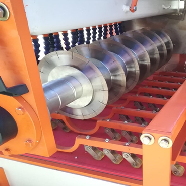 ¡Éxito internacional! La hoja de sierra SANG “Porcelain-God Series” recibe grandes elogios de un cliente español de primera categoría.